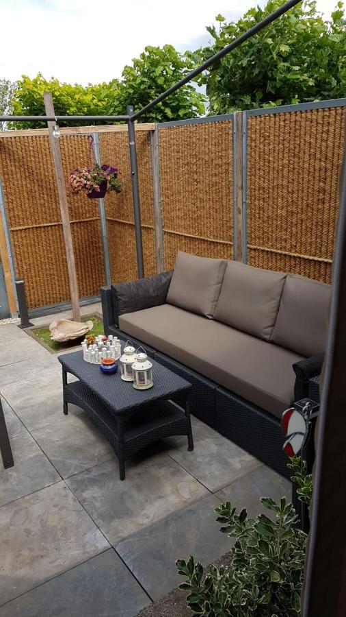 Het Gildehuis Met Sauna En Jacuzzi Stevensweert Eksteriør bilde