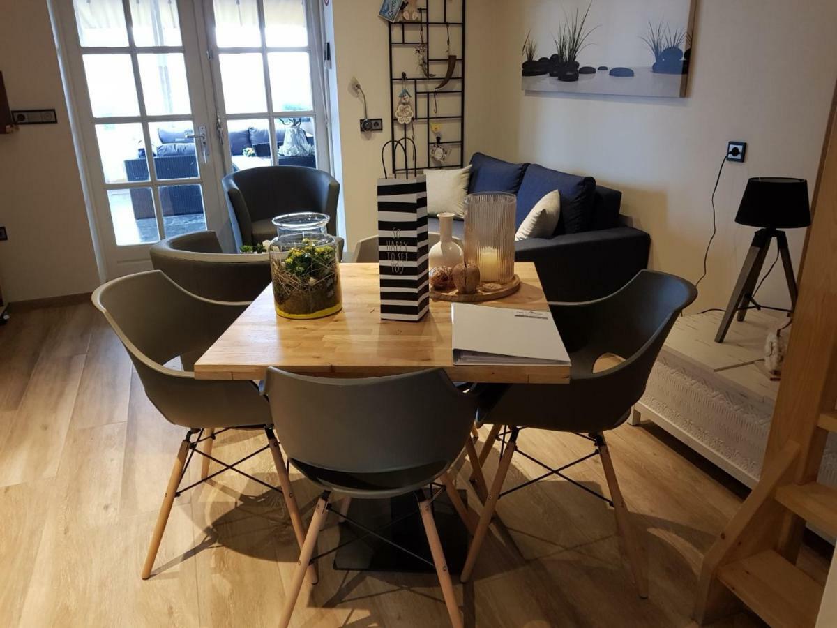 Het Gildehuis Met Sauna En Jacuzzi Stevensweert Eksteriør bilde